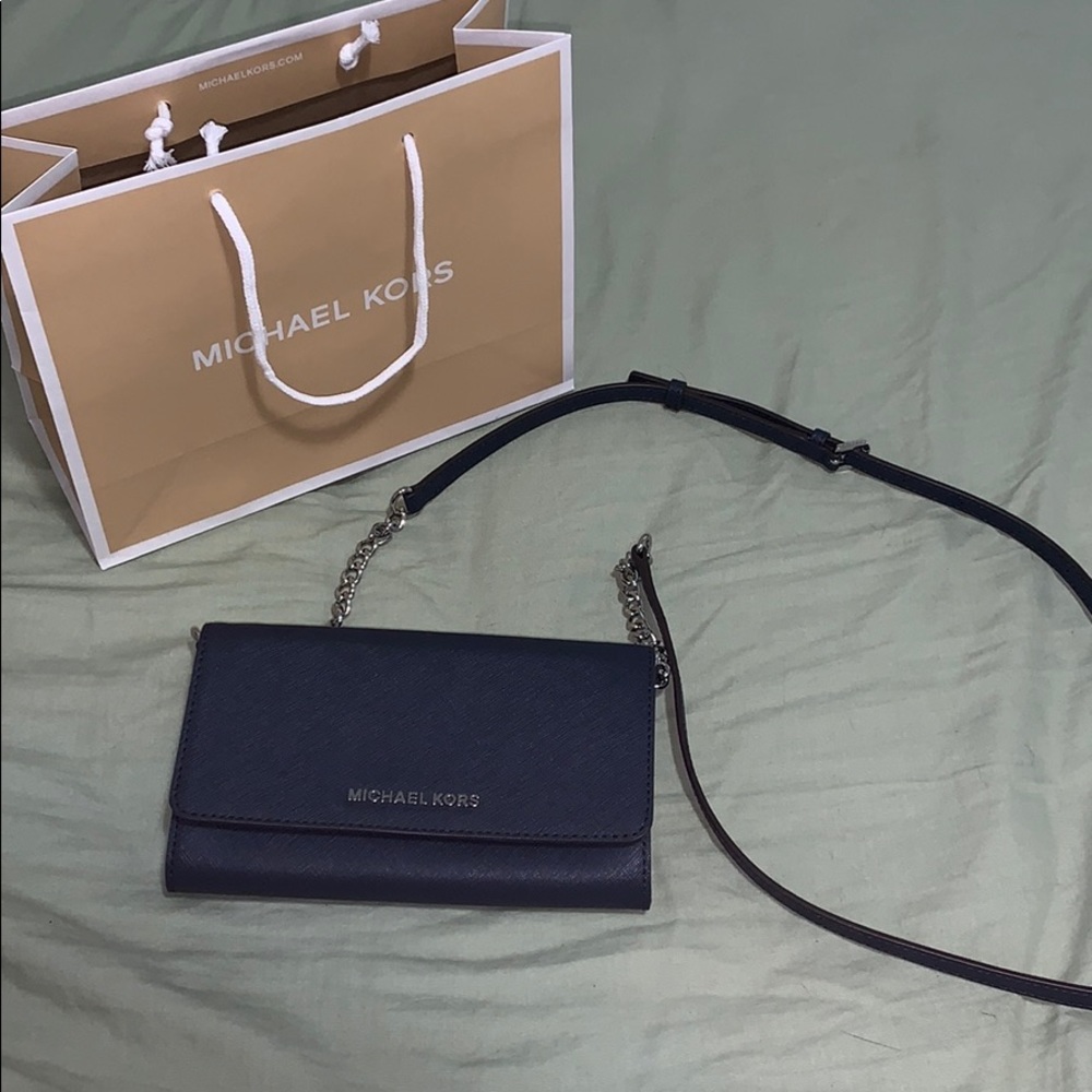 NWT Michael Kors jet set travel crossbody in navy